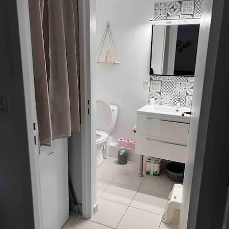 Apartament Pezenas *